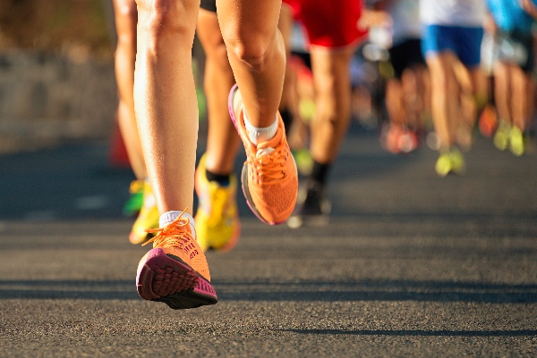 many-runners-on-track-plantar-fasciitis-treatment | Idaho Podiatrist
